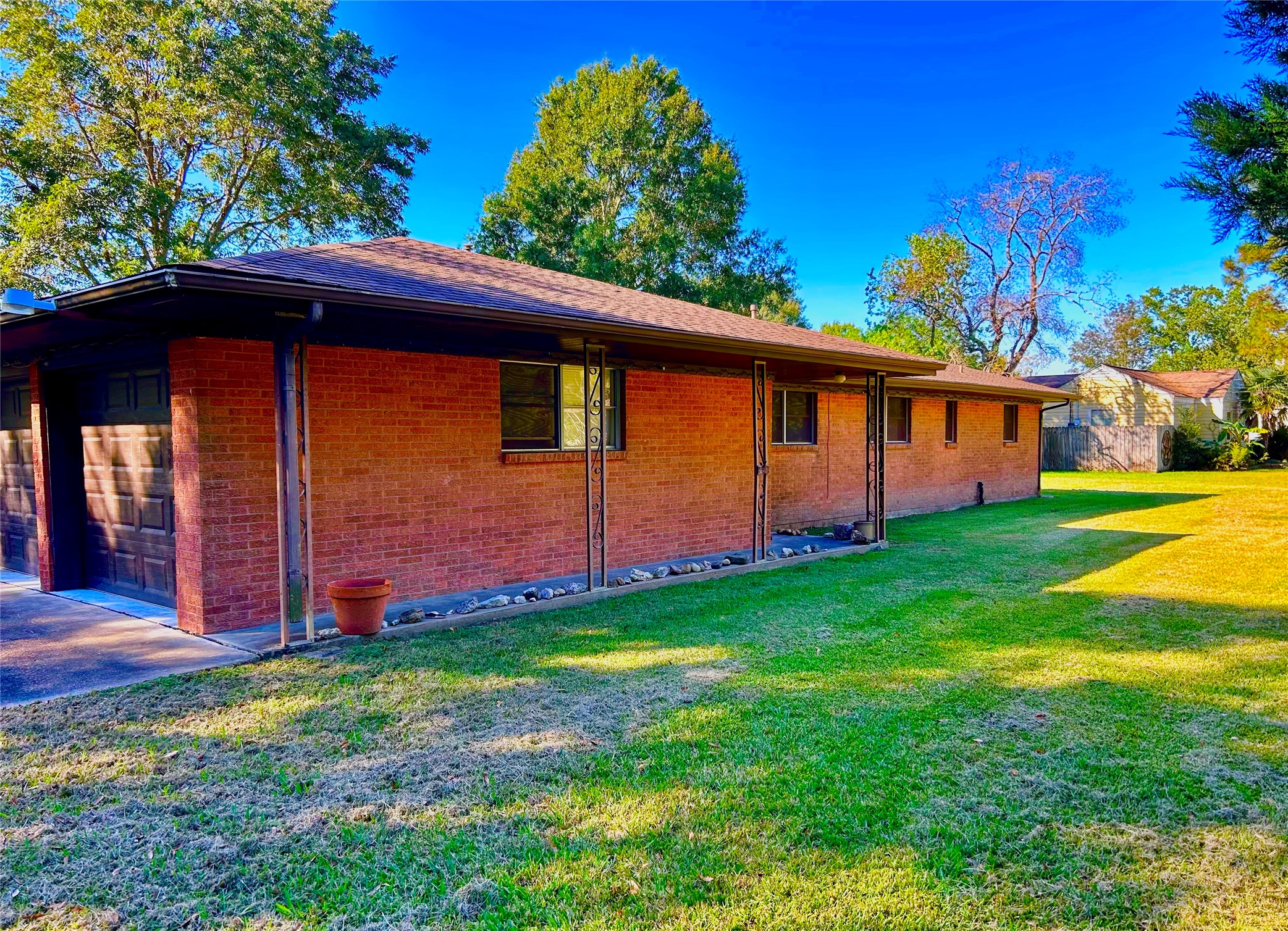 9306 N Garden Drive Beaumont TX 77705