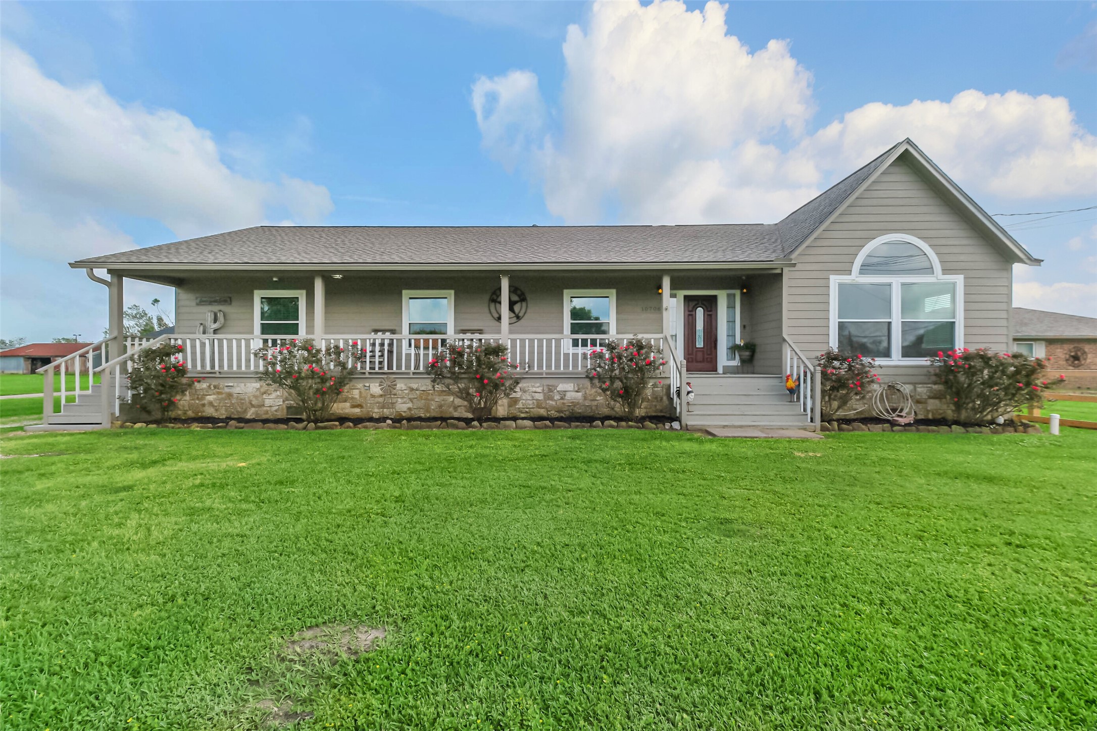 10706 N H Street La Porte TX 77571