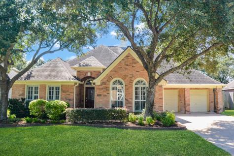 330 Crestwater Trail Houston TX 77082