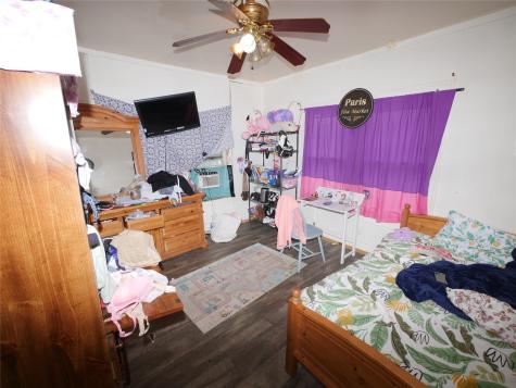 1609 Hussion Street Houston TX 77003