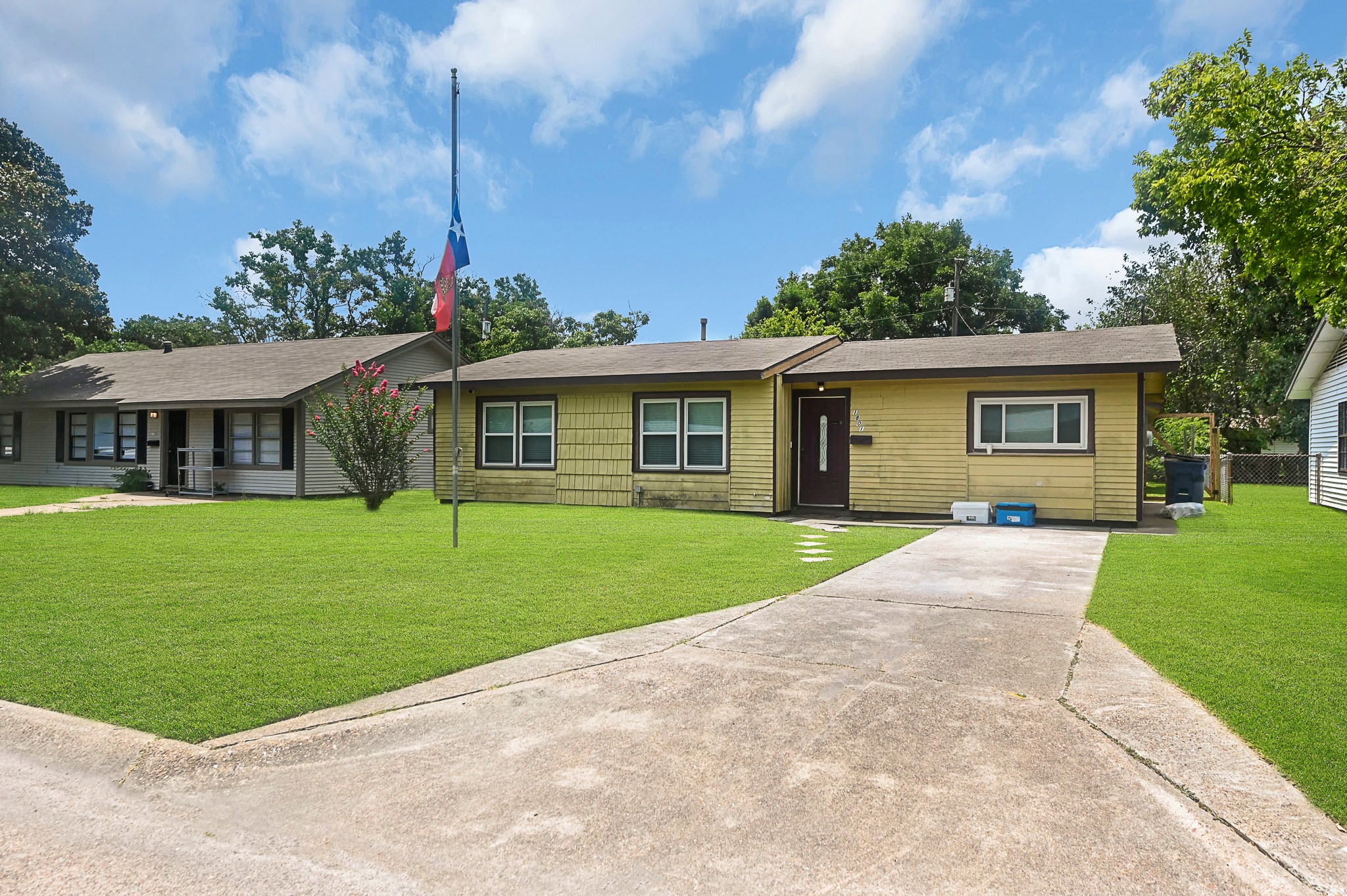 1801 1st Avenue N Texas City TX 77590