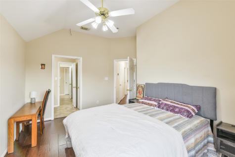 3234 Shadowleaf Drive Houston TX 77082