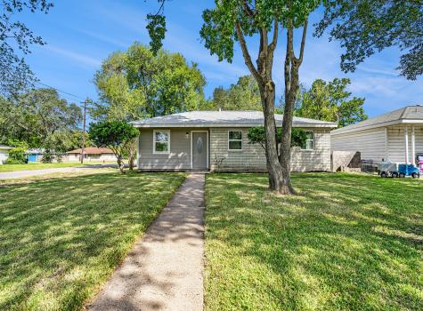 3032 8th Avenue N Texas City TX 77590
