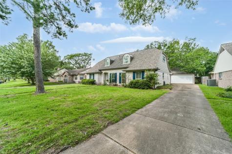2823 Shadowdale Drive Houston TX 77043