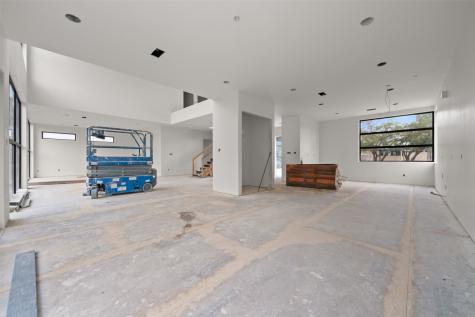 5030 Braesheather Drive Houston TX 77096