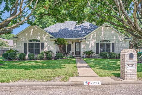 7287 Grand Lake Drive Willis TX 77318