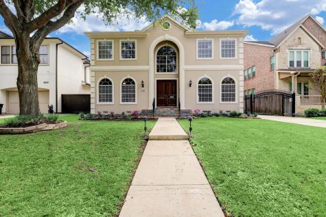 3813 Drummond Street Houston TX 77025