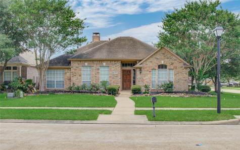 11802 Sunset Lake Court Houston TX 77065