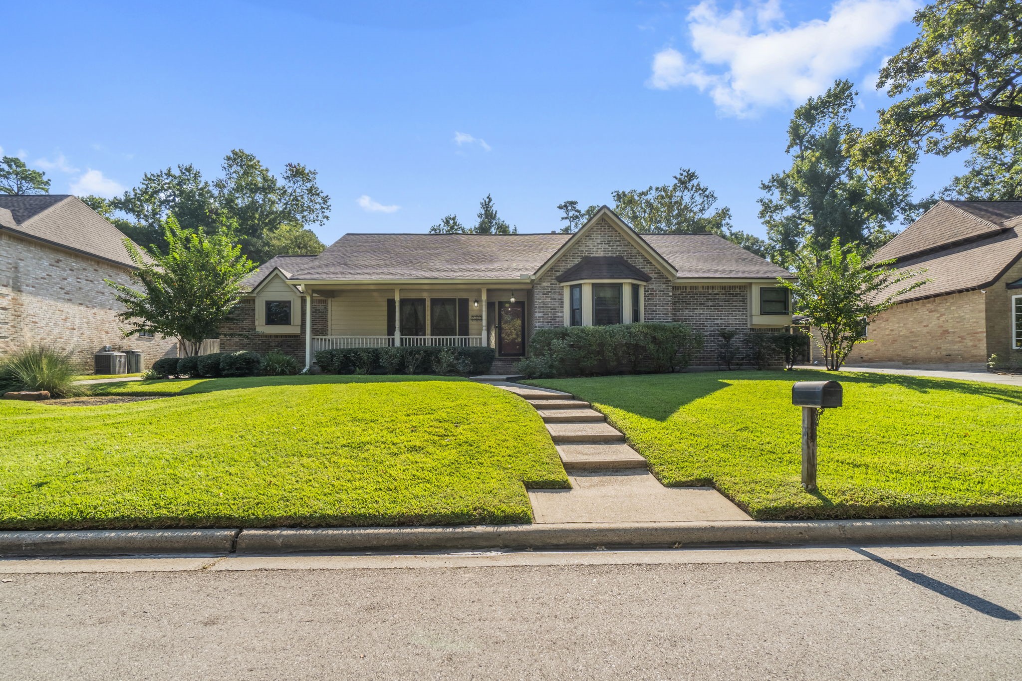 303 Scarborough Drive Conroe TX 77304