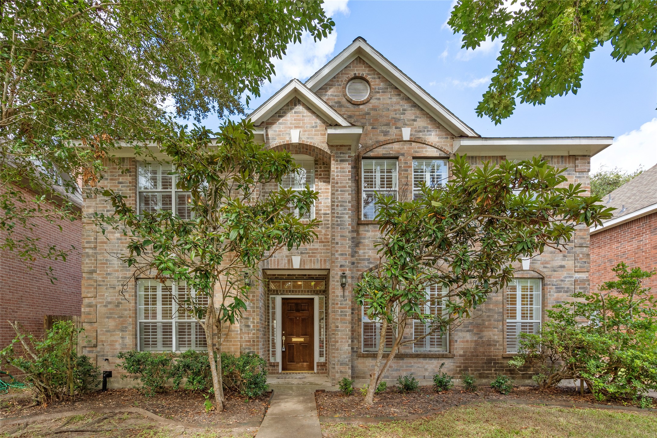1213 Howard Lane Bellaire TX 77401