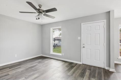 8646 Whitecastle Lane Houston TX 77088