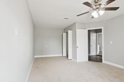 8646 Whitecastle Lane Houston TX 77088