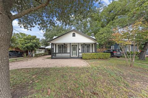 1209 Park Street N Kerrville TX 78028