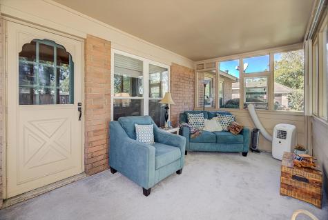 611 E Larkspur Circle Pearland TX 77584