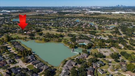 611 E Larkspur Circle Pearland TX 77584