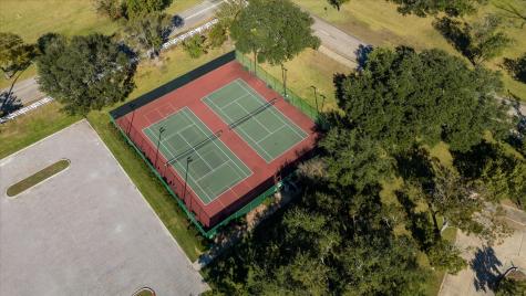 611 E Larkspur Circle Pearland TX 77584