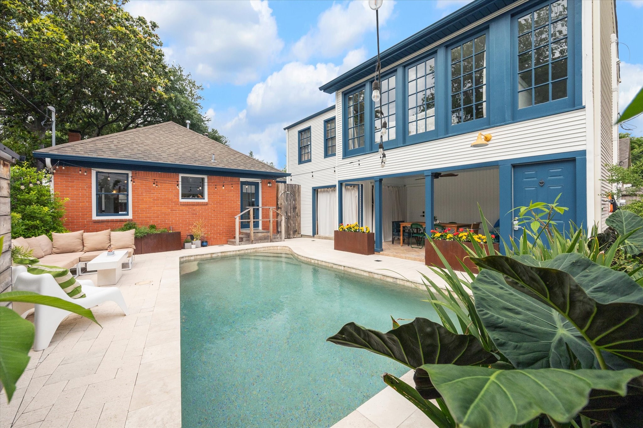754 E 16th Street Houston TX 77008