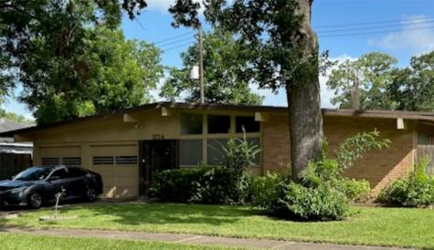 9754 Cedardale Drive Houston TX 77055