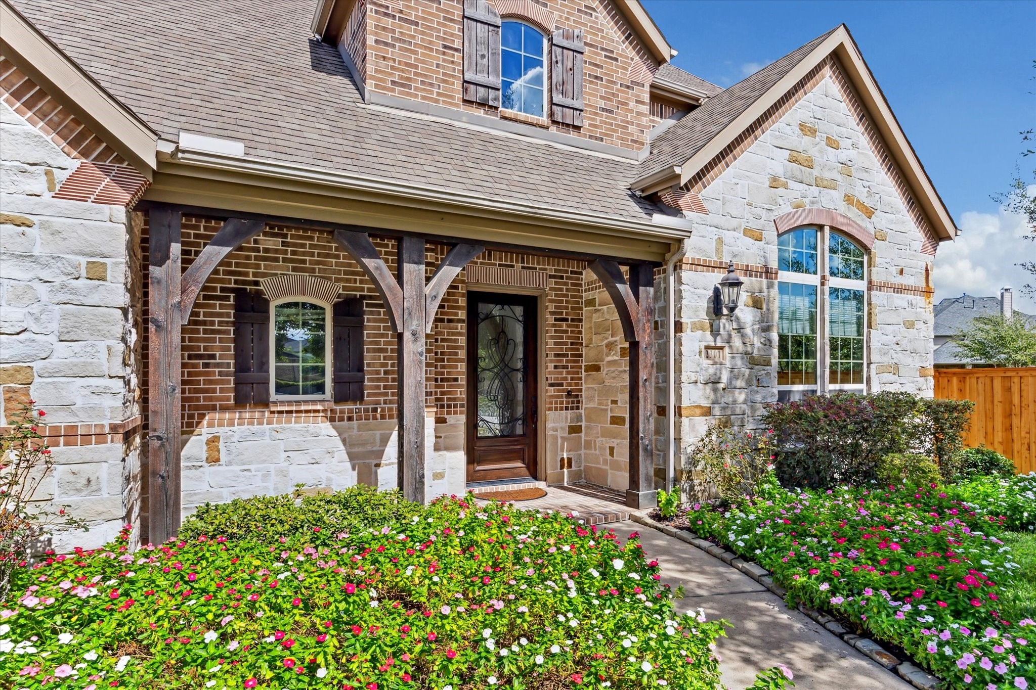 2301 Farris Valley Lane Friendswood TX 77546