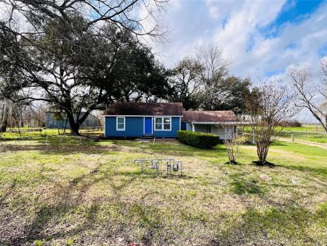 3015 N Fulton Street Wharton TX 77488