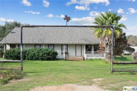 571 County Road 395 Louise TX 77455