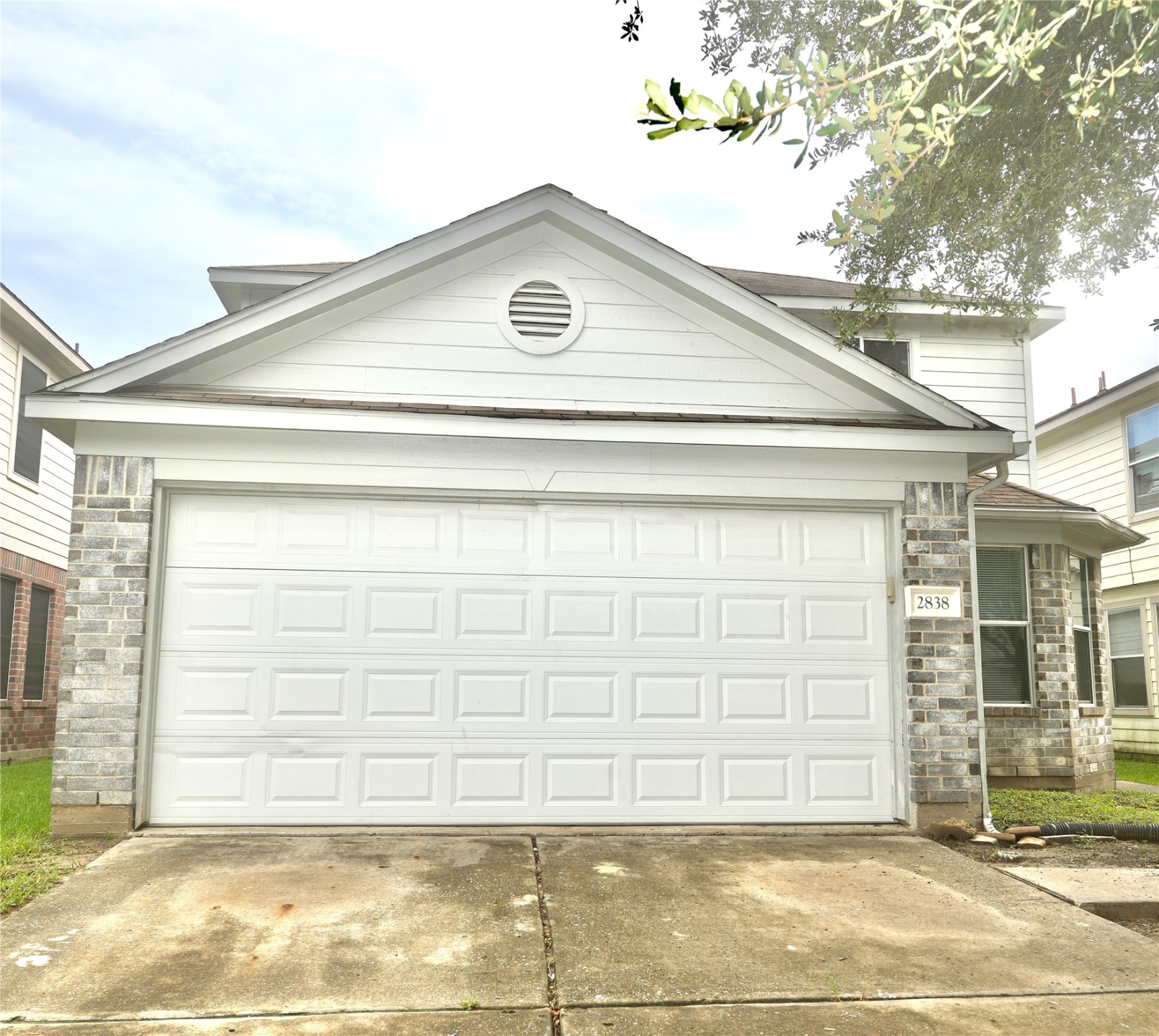 2838 Packard Elm Street Houston TX 77038