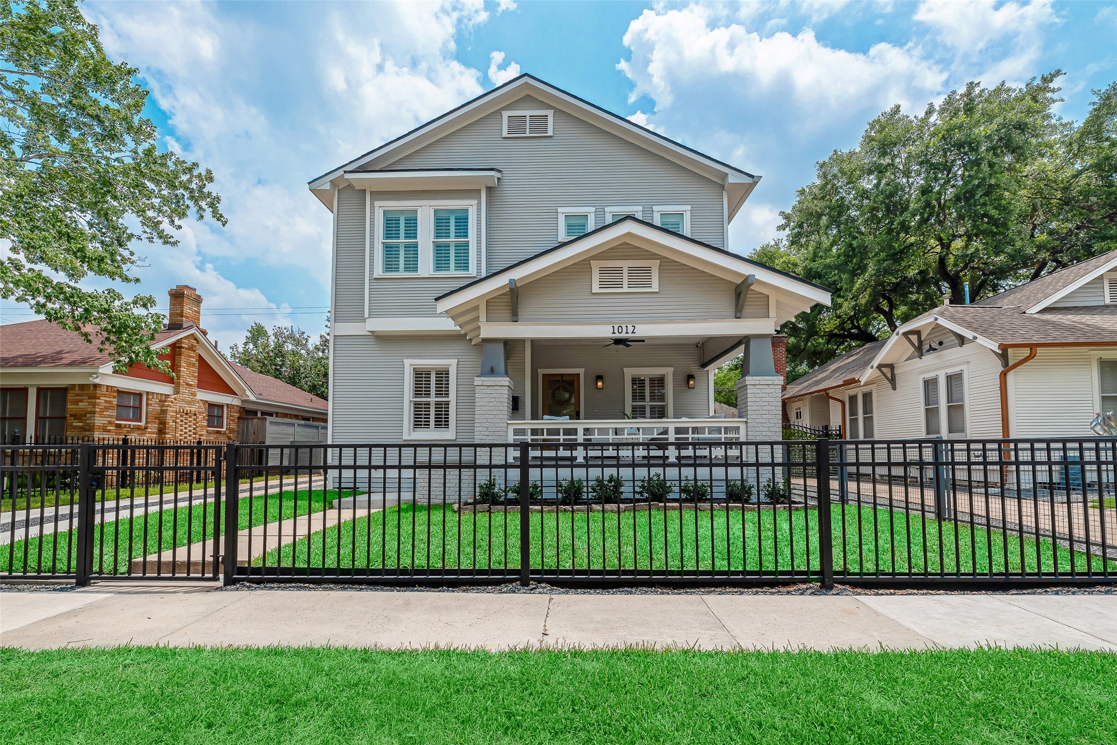 1012 Bayland Avenue Houston TX 77009