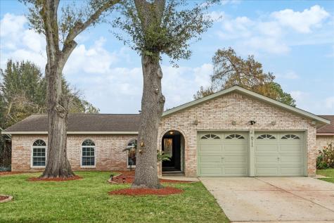 15711 Rill Lane Houston TX 77062