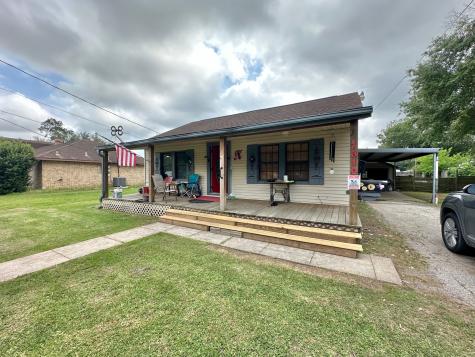 1319 Eugene Street Port Neches TX 77651