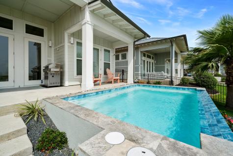 118 Reserve Lane Rockport TX 78382