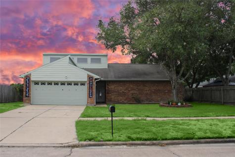 4300 N Heron Drive Seabrook TX 77586
