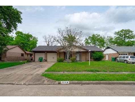4314 Woodmont Drive Houston TX 77045