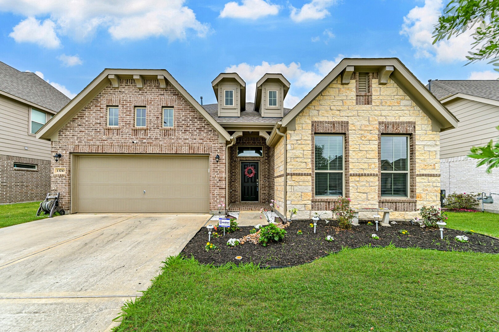 13710 Alaskan Brown Bear Trail Crosby TX 77532
