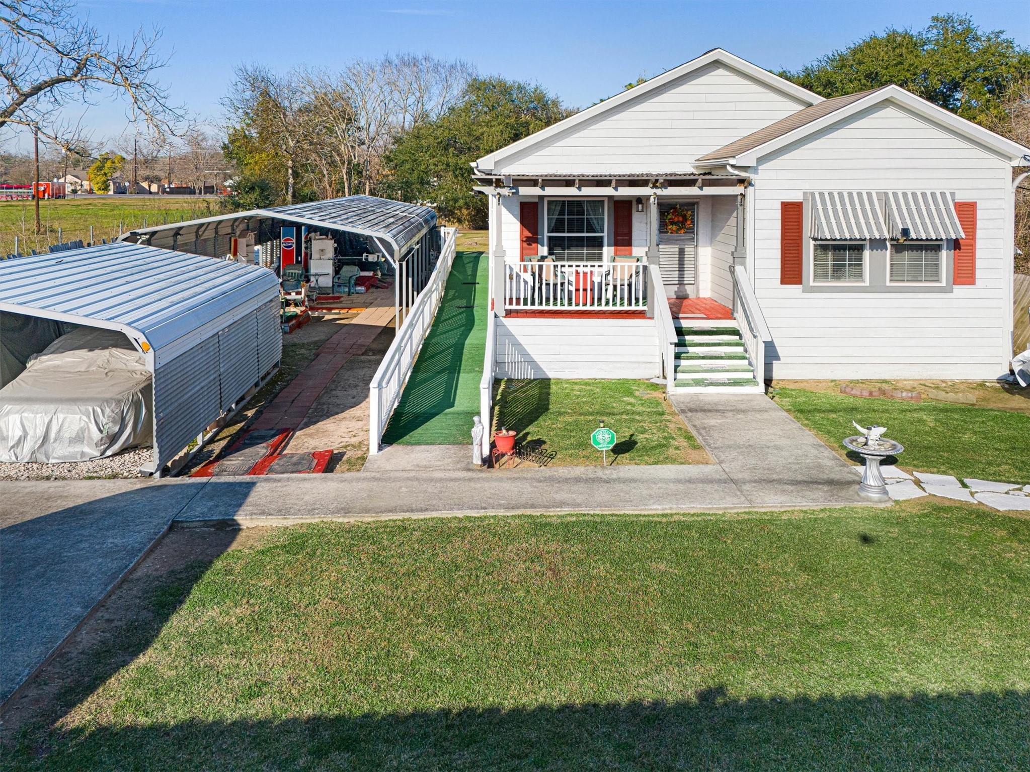 7018 N Martin Luther King Avenue Hitchcock TX 77563