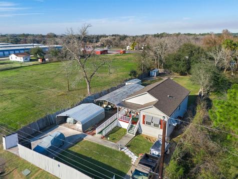 7018 N Martin Luther King Avenue Hitchcock TX 77563