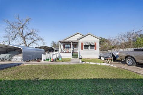 7018 N Martin Luther King Avenue Hitchcock TX 77563