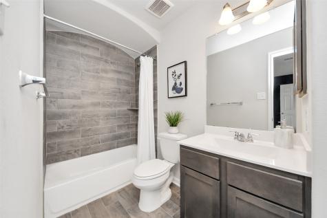 8402 Northern Pintail Drive Houston TX 77049