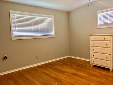 807 Vine Street Bryan TX 77802