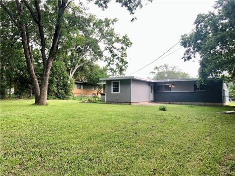 807 Vine Street Bryan TX 77802