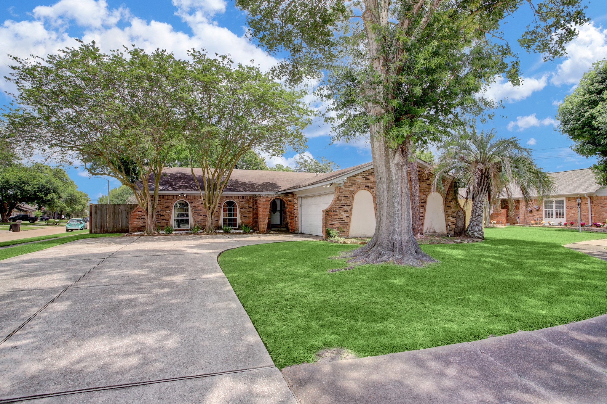 858 Silverpines Road Houston TX 77062