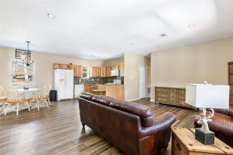 193 Hammerbill Street Livingston TX 77351