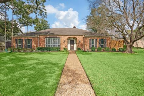 811 Wild Valley Road Houston TX 77057