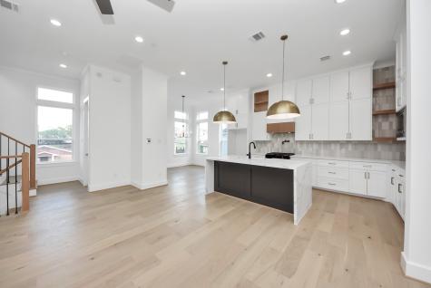 927 Fisher Street A Houston TX 77018