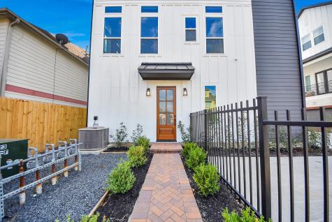 927 Fisher Street A Houston TX 77018