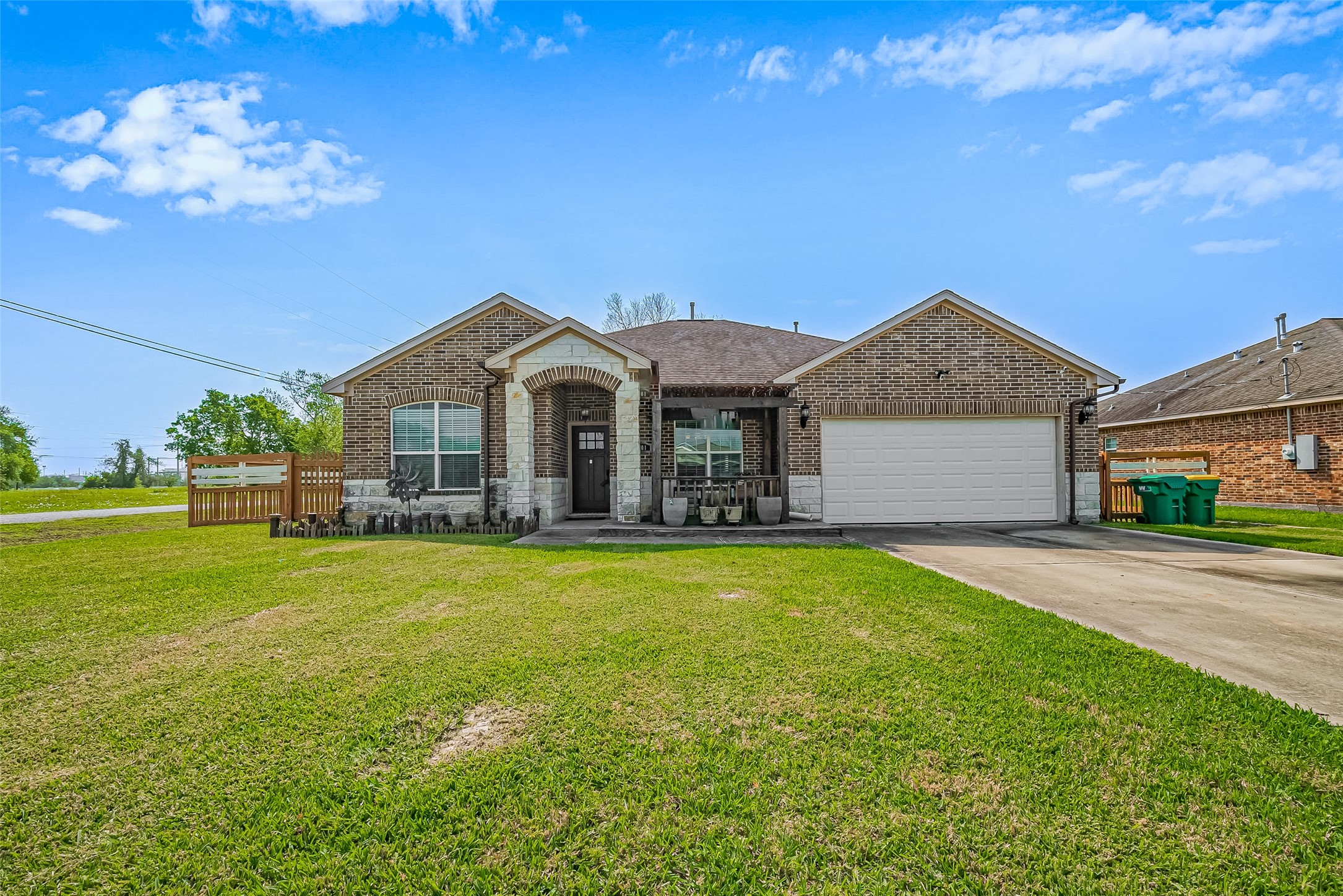 701 Hackberry Street La Marque TX 77568