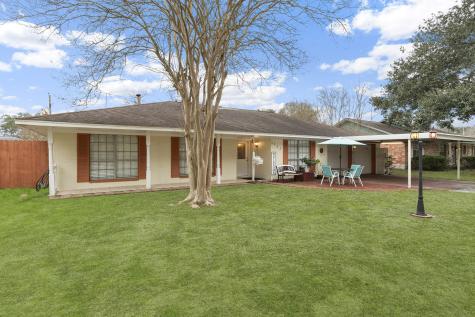 2103 Cedar Brake Street Baytown TX 77520