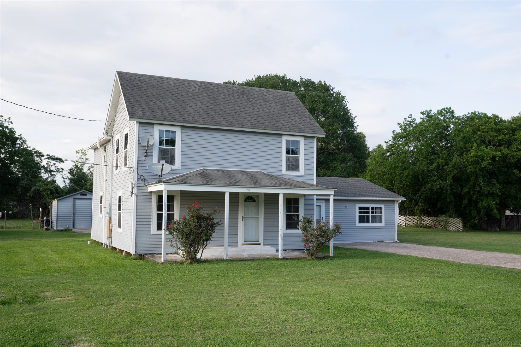 1218 Lilly Street El Campo TX 77437