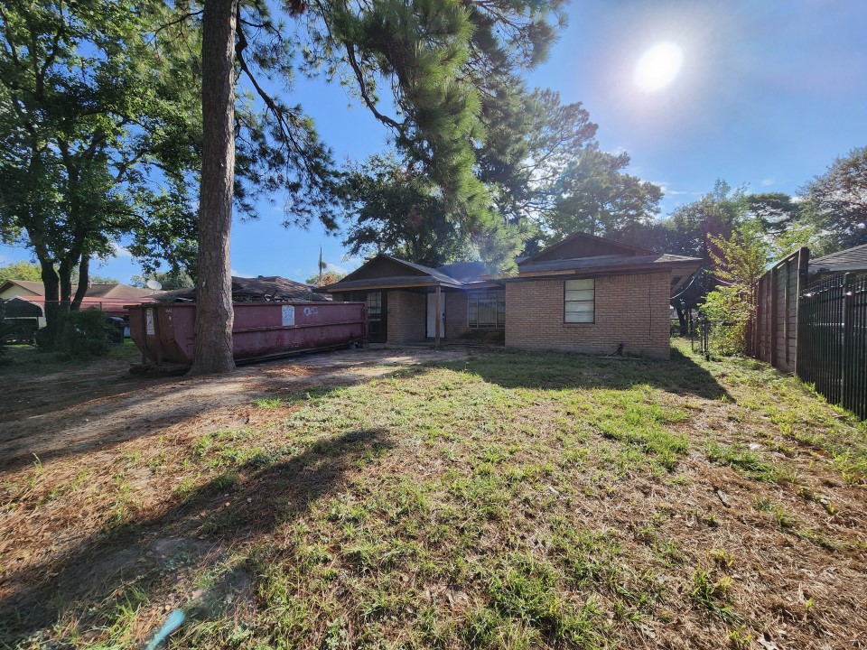 10106 Bretton Drive Houston TX 77016