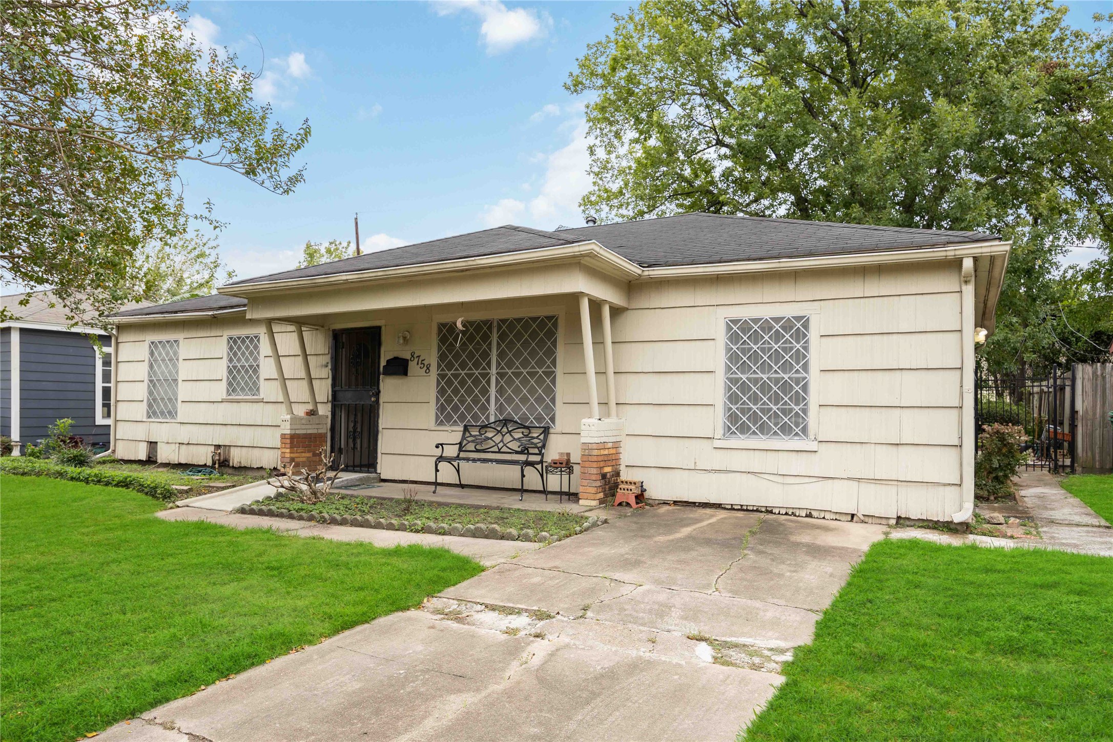8758 Guinevere Street Houston TX 77029