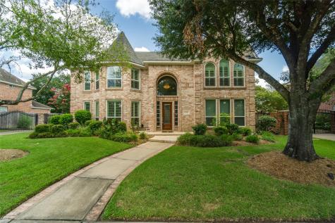 3215 Scenic Elm Street Houston TX 77059